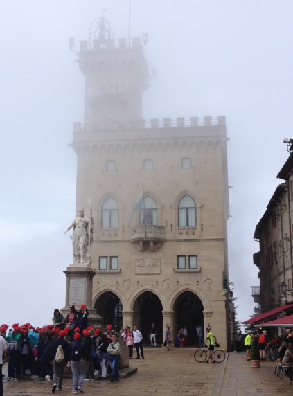 Palazzo Pubblico - you can actually see the mist drawing in
